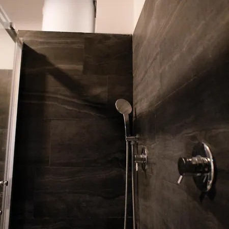 Ermete Vatican House * Roma